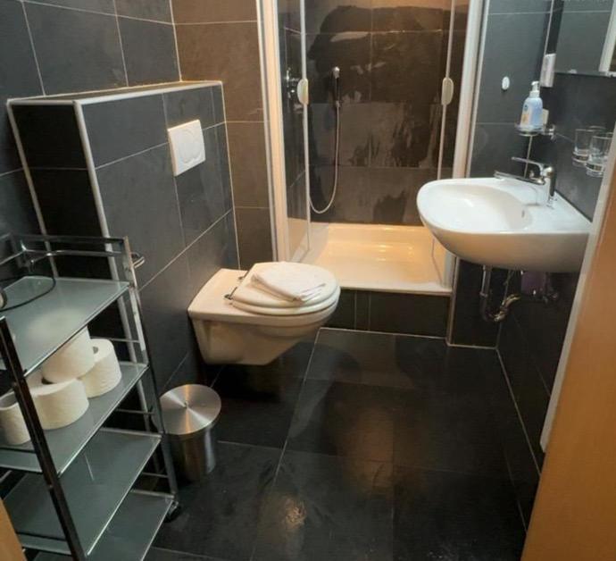 Cozy 1 Room Apartment In Цуг Экстерьер фото